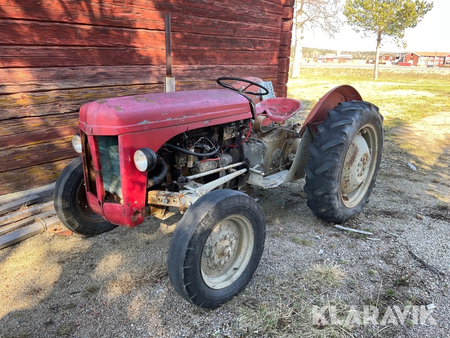 Traktor / Grålle Ferguson Ted - 20