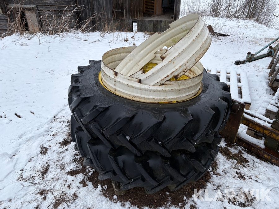 Traktordäck Michelin Bibagrip 14.9-38, dubbelmontage