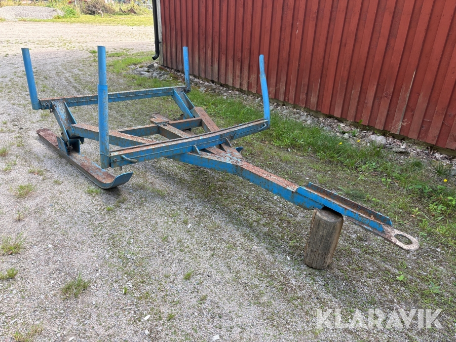 Timmerkälke till traktor