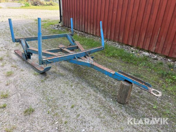 Timmerkälke till traktor