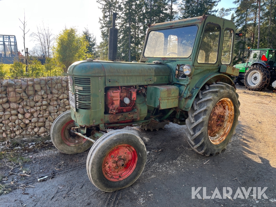 Traktor Bolinder-Munktell Victor 230 med lastare 