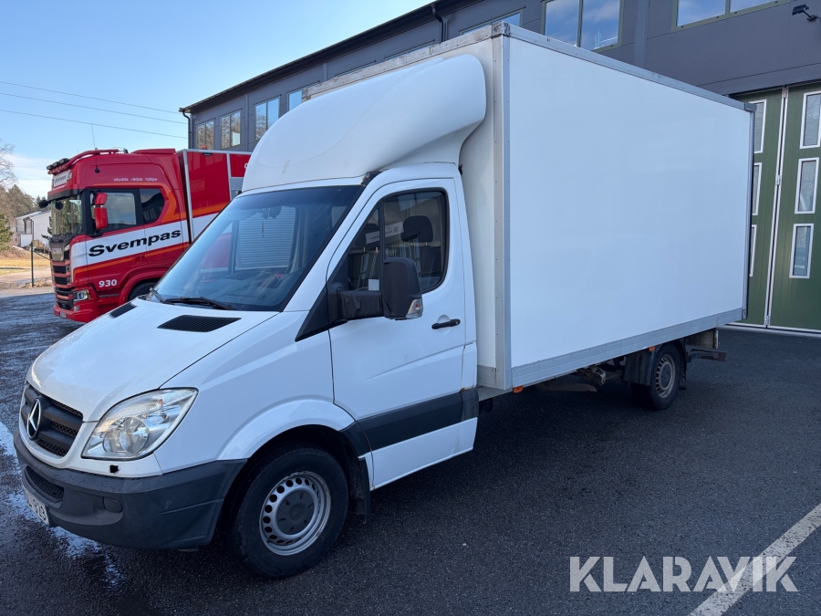 Lastbil Mercedes-Benz Sprinter 316 Bakgavellyft