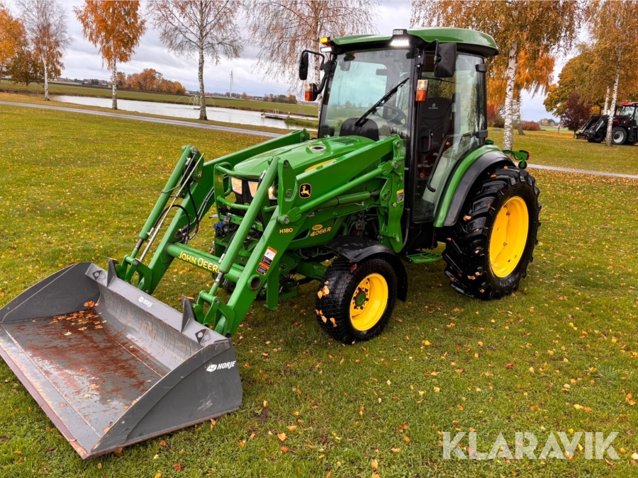 Traktor John Deere 4066R / frontlastare/ skopa
