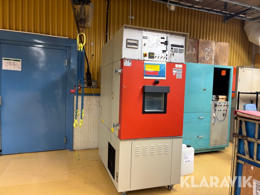 Klimatskåp Heraeus Vötsch VIK 04/300 -40 till +180grader