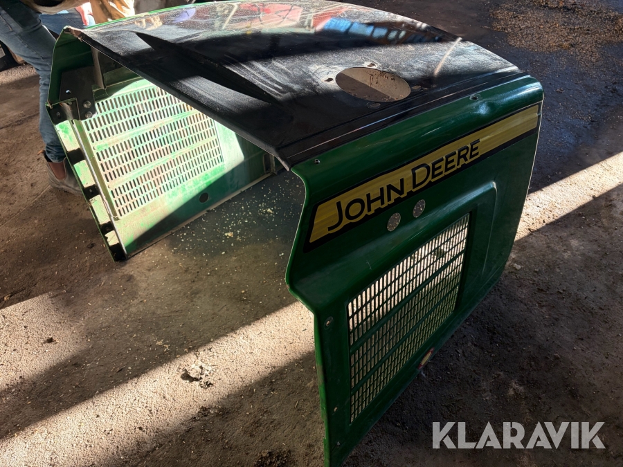 Huv John Deere 1210G