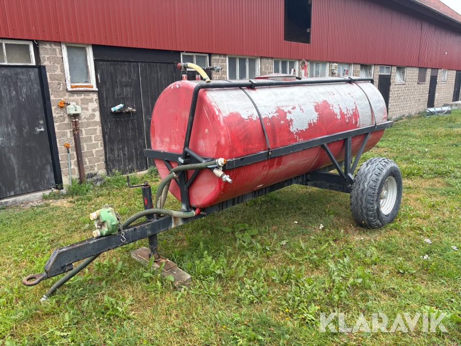Vattentank på kärra 3000L