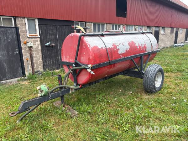 Vattentank på kärra 3000L