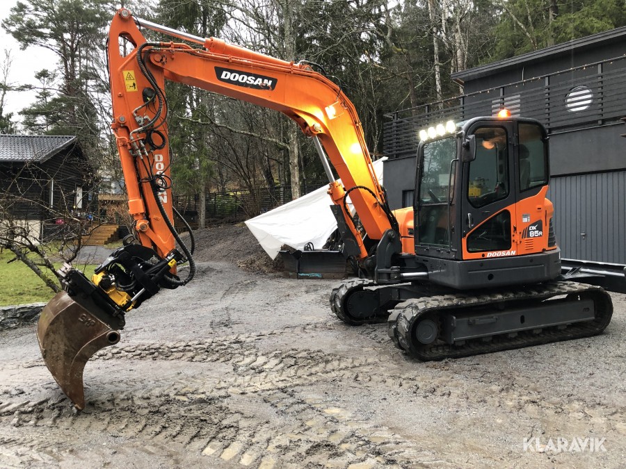 Grävmaskin Doosan DX85R