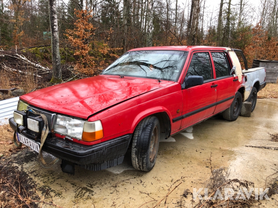Volvo 945 med 6 st hjul