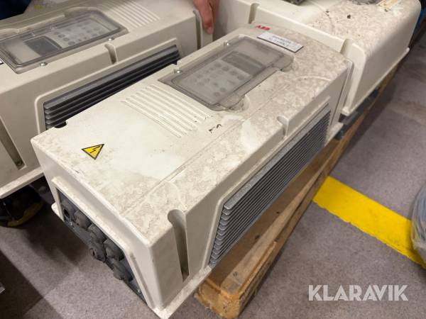 Frekvensomvandlare ABB ACS 800 , 7,5kW