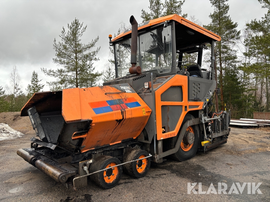 Asfaltsläggare Volvo P6870C med tvärfallssystem