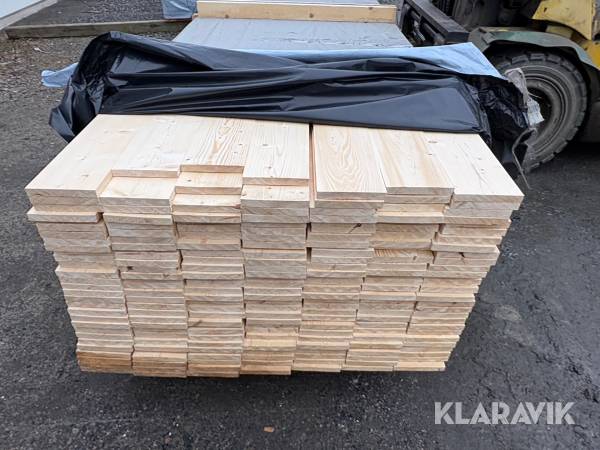 Finsågad ytterpanel gran 19x148