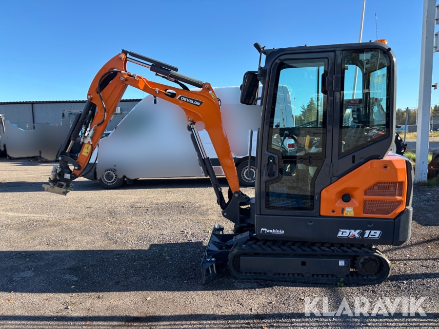 Minigrävare Develon DX19-7 steg V