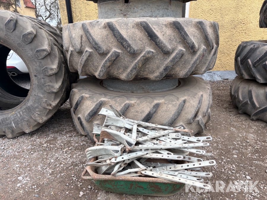 Dubbelmontage 20.8-38 och 16.9-28 6st