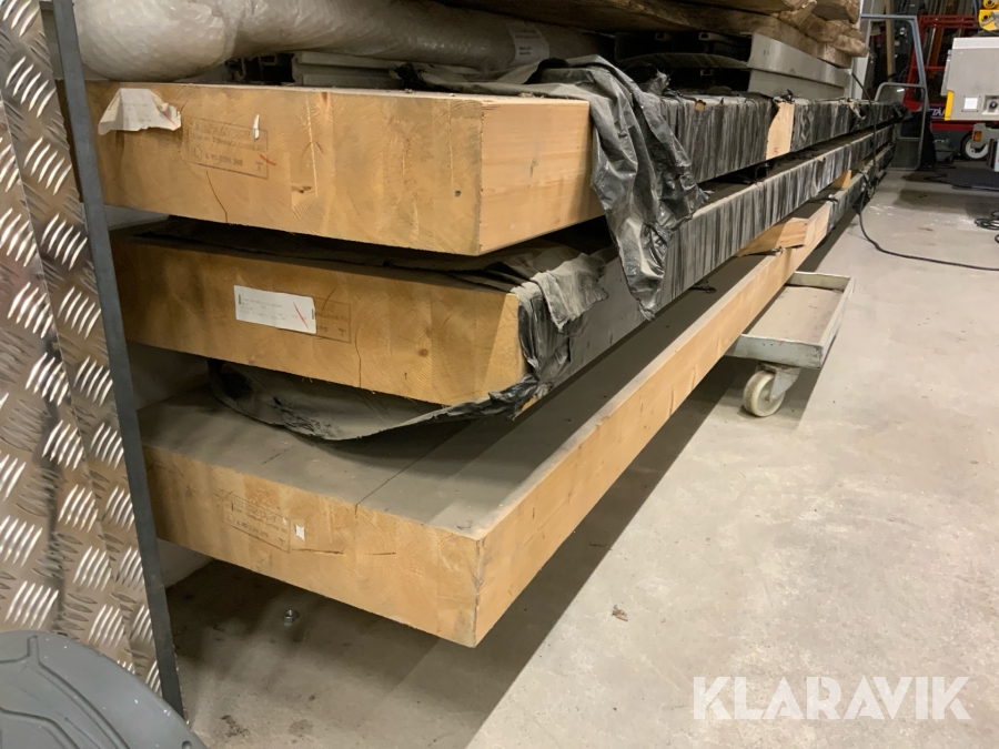 Limträbalkar Moelven 115x495x8000 3st