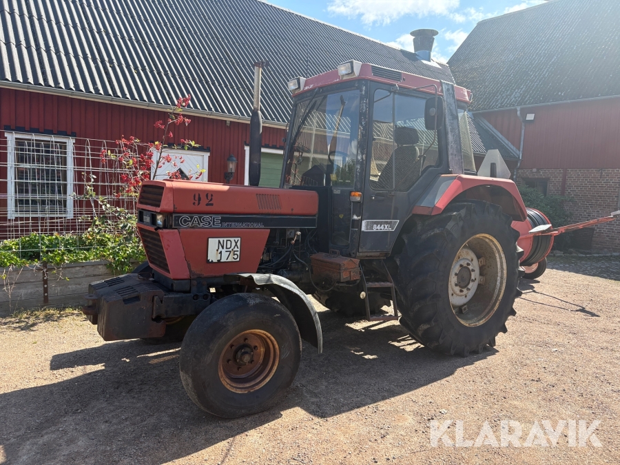 Traktor Case 844XL