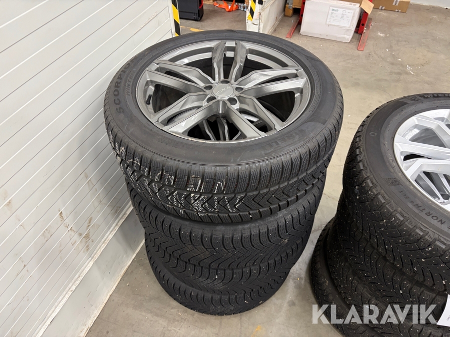 Däck & fälgar Pirelli Scorpion/Winter ICE Zero 255/50R20