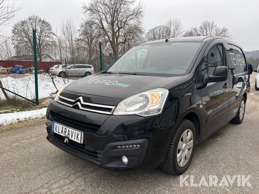 Skåpbil Citroën Berlingo 1.6 med verkstadsinreding