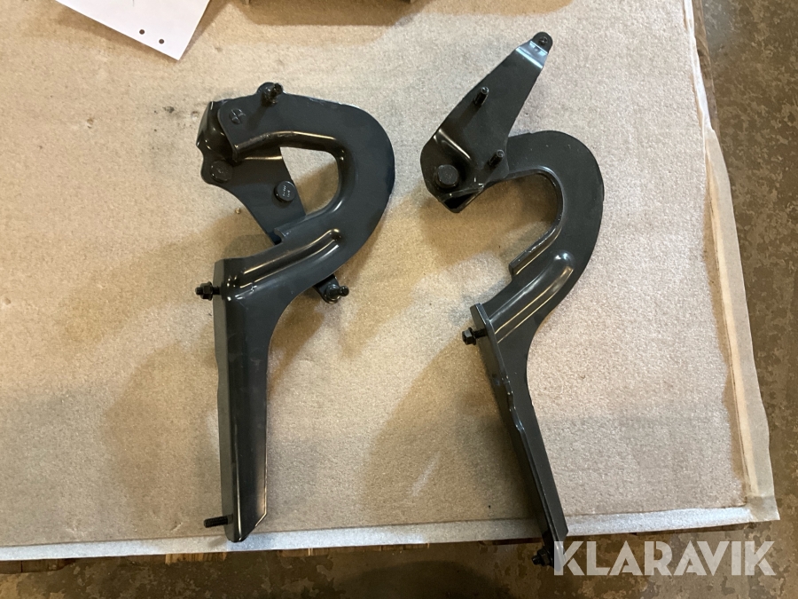 Gångjärn Scania 2 st.