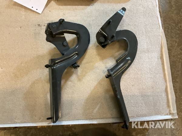 Gångjärn Scania 2 st.