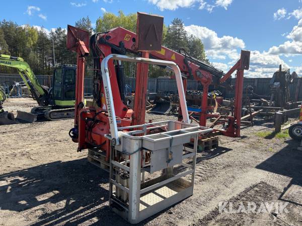 Kran på lastväxlarram med snabbfäste Palfinger PK12500C V189