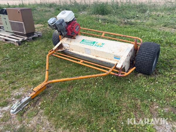 Betesputs/gräsklippare Carroy Giraudon TT1085