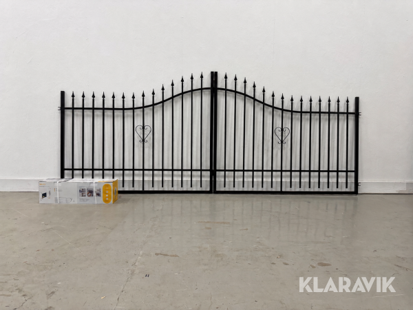 Motorstyrd Grind i smide Staketgrossisten Mariefred 400x150cm