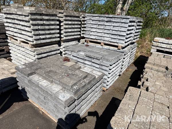 Marksten Betongfabriken RBR Bohus tumlad Antracit grå 210x140x50