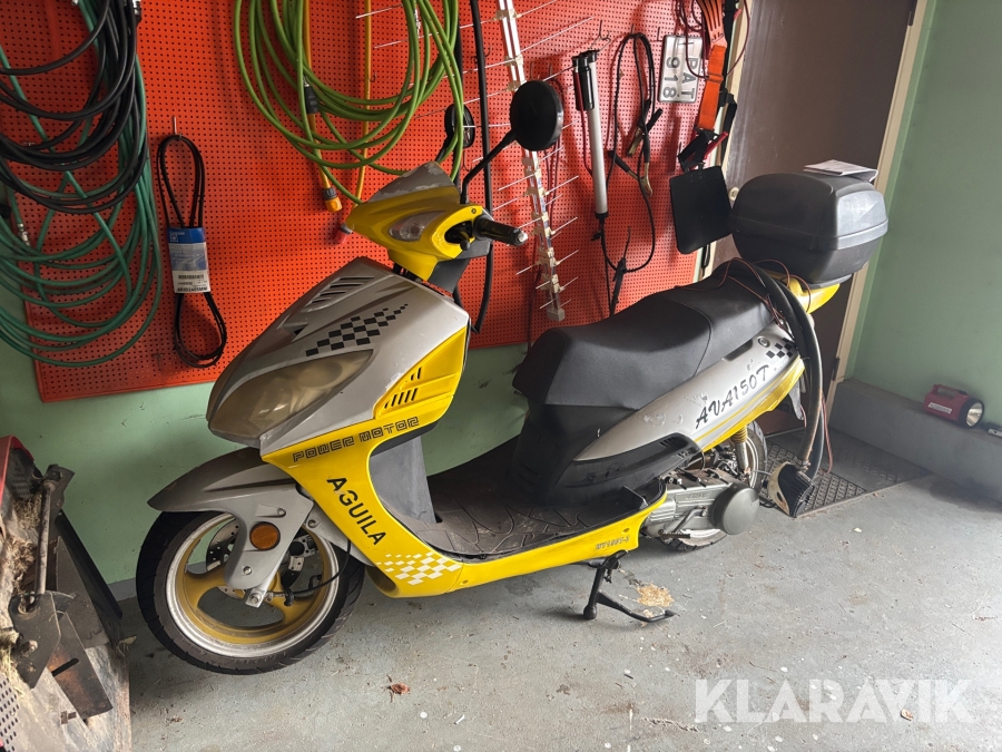 Motorcykel Aguila AVA150T