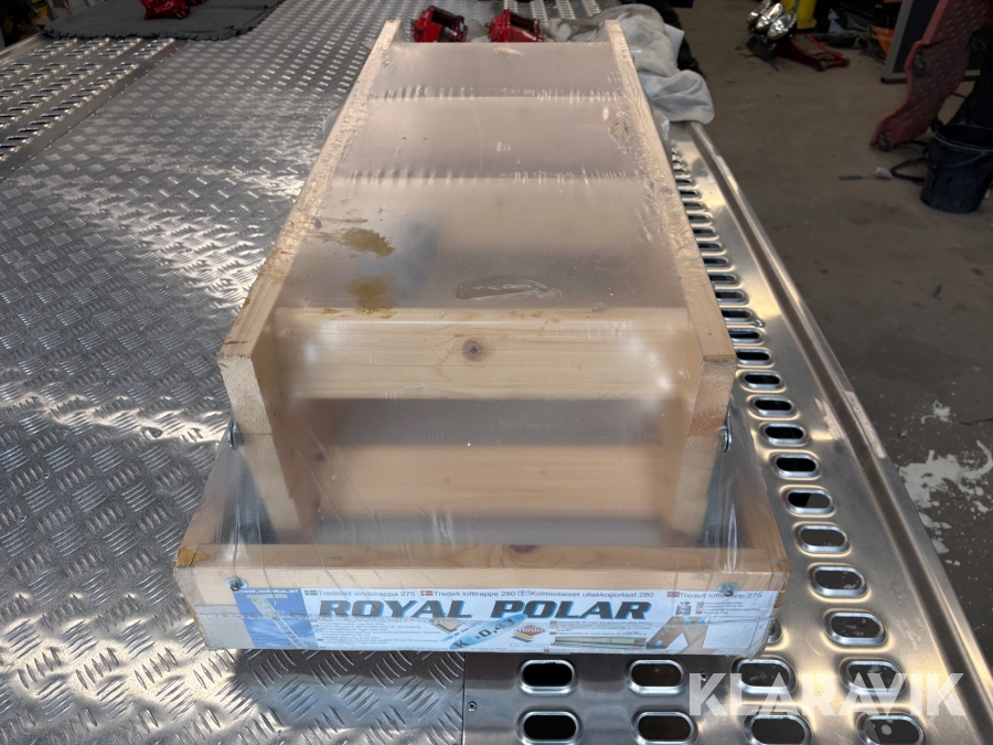 Tredelad vindstrapp Royal Polar 275