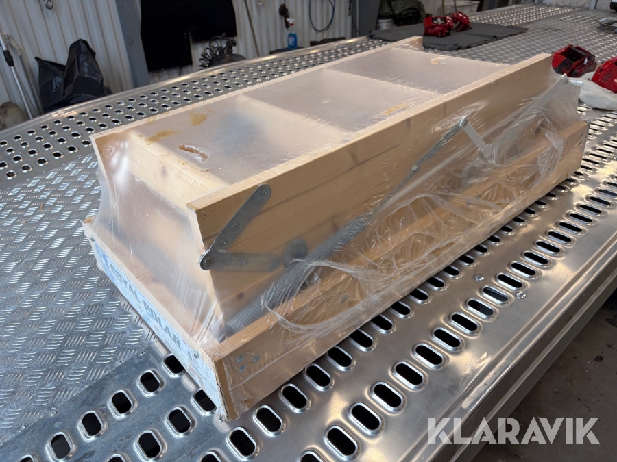 Tredelad vindstrapp Royal Polar 275