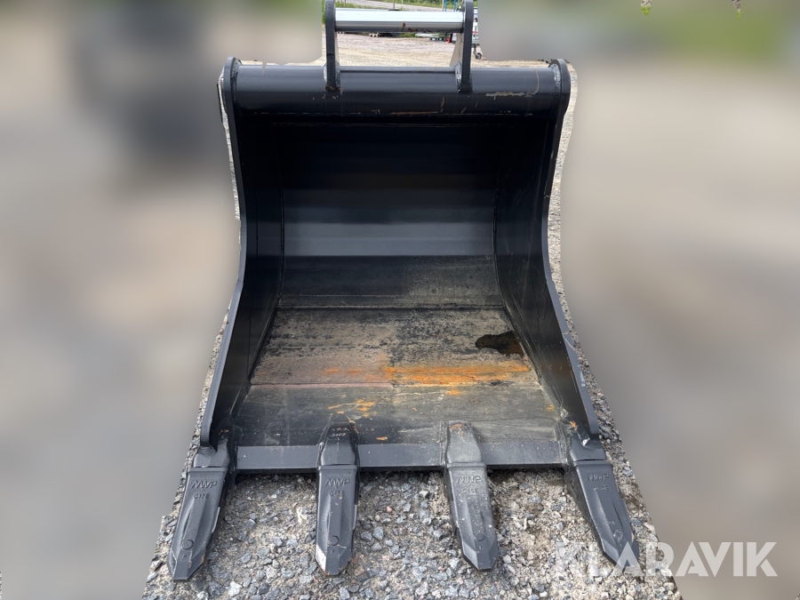 Tandad grävskopa SE equipment 113504