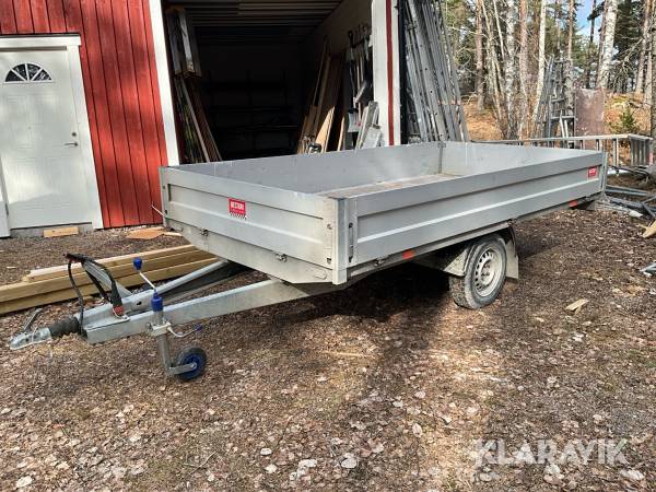 Personbilssläp Westbay Agados 1300kg