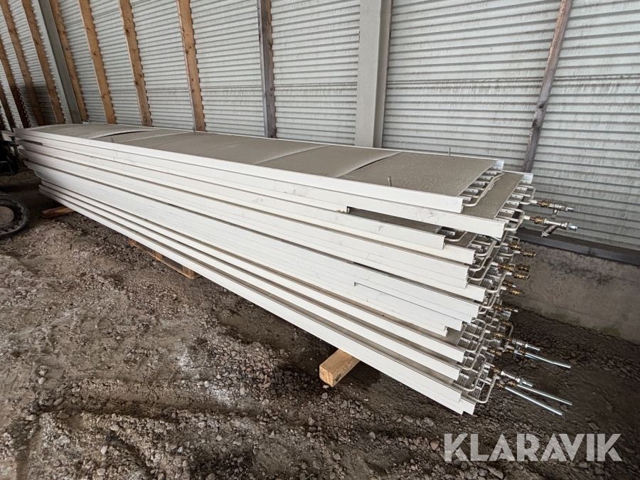 Vattenburna kylpaneler Lindab Climate Loggia 87-15-1