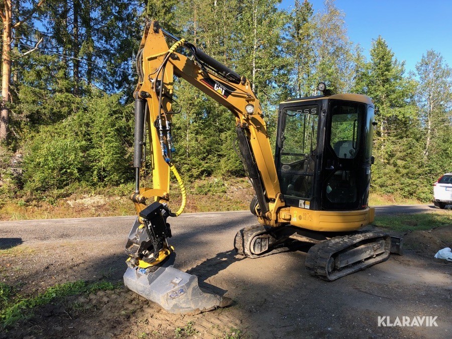 Minigrävare 3,5 ton CAT 303CR med tiltrotator och 3 skopor