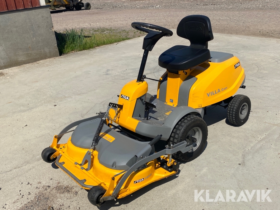Åkgräsklippare Stiga Villa 12 HST