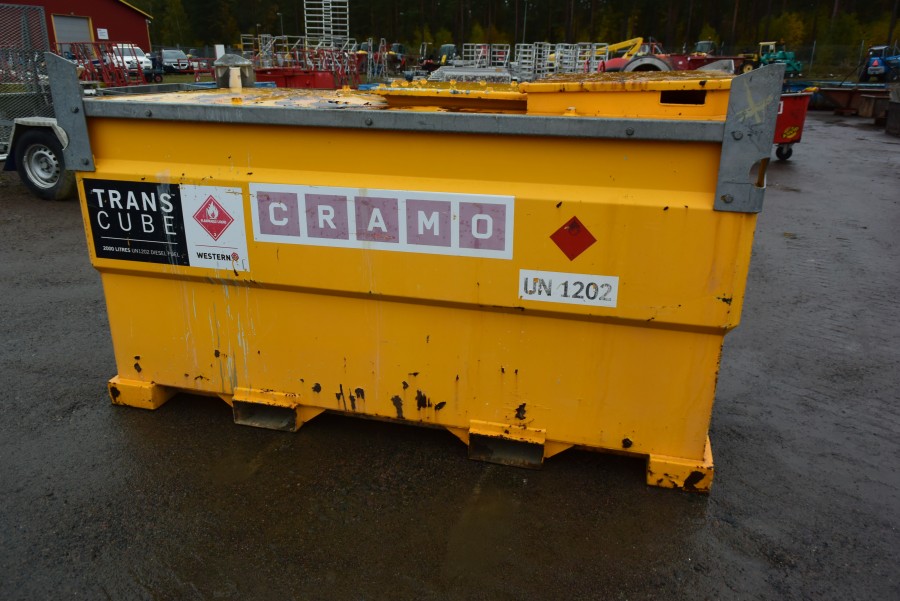 Dubbelmantlad dieseltank