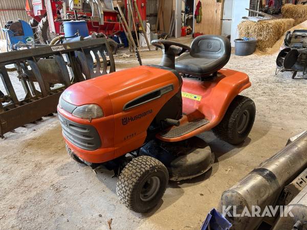 Åkgräsklippare Husqvarna LT151