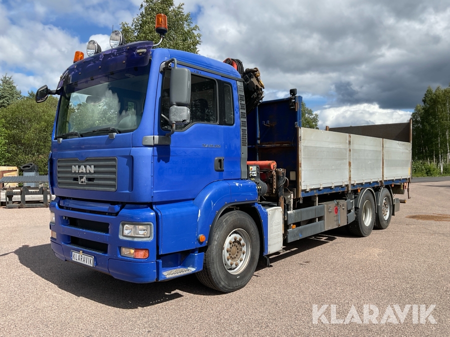 Lastbil MAN TGA 26.320 6X2-2BL med kran och bakgavellyft