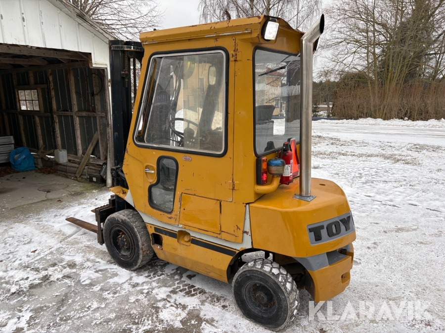 Dieseltruck Toyota FD25 5m lyfthöjd