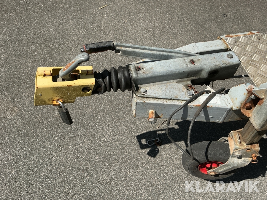 Släpvagnslift Ommelift 1550EBZX