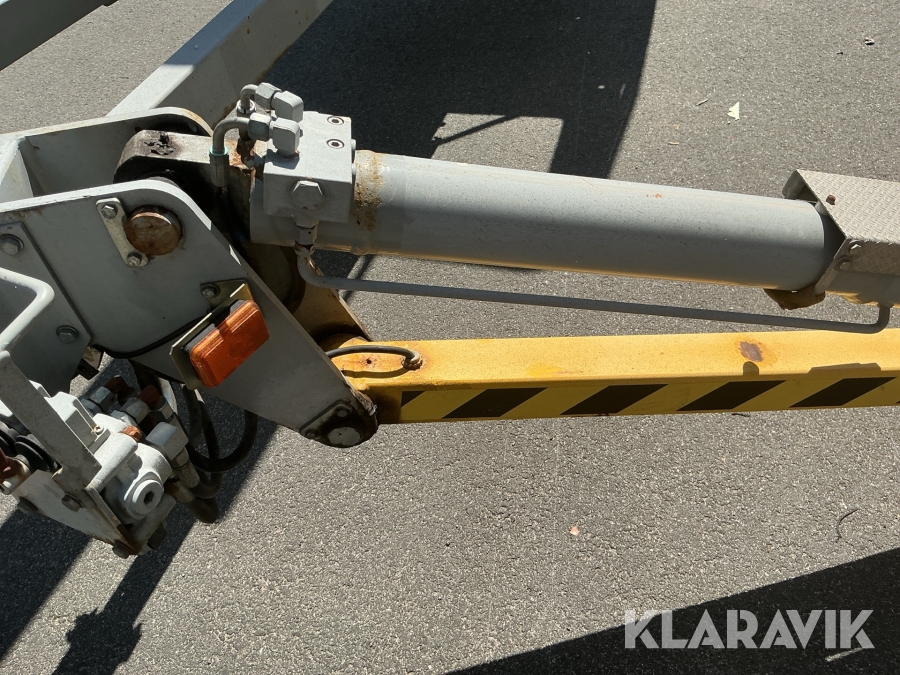 Släpvagnslift Ommelift 1550EBZX