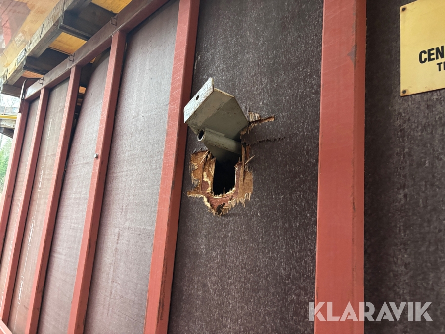 Flismagasin med matningsanläggning ca 120 m3