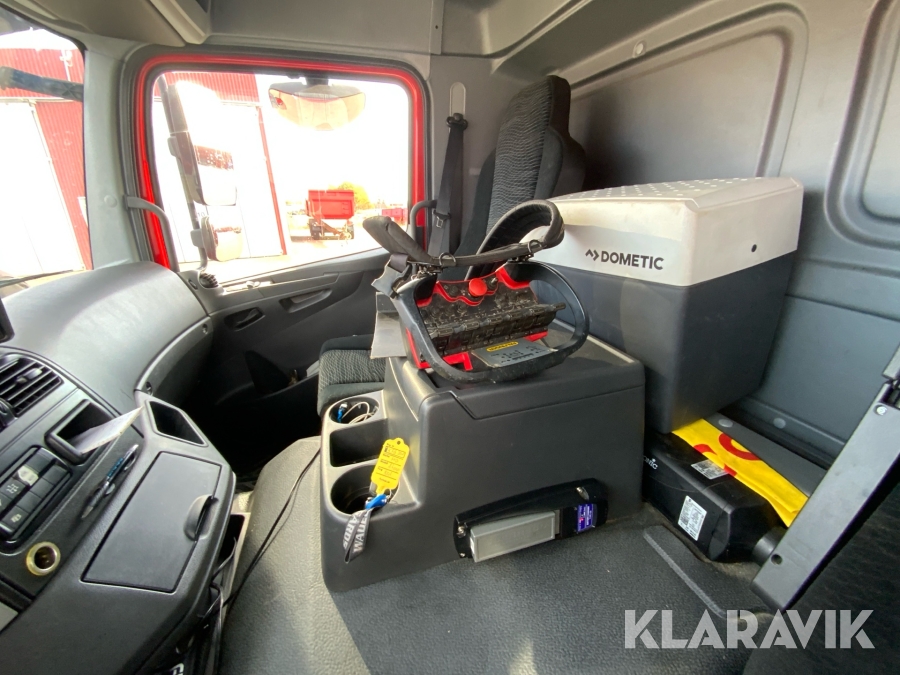 Kranbil Mercedes-Benz Atego 1627