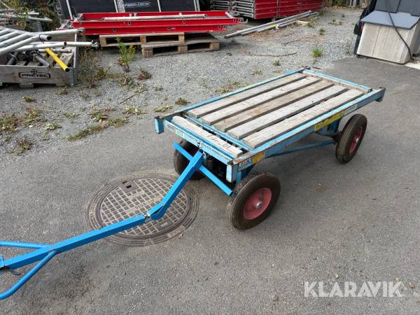 Höj och sänkbar kärra