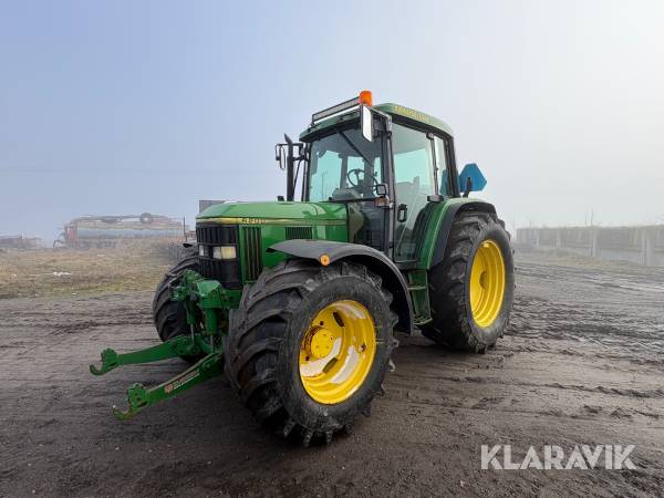 Traktor John Deere 6200