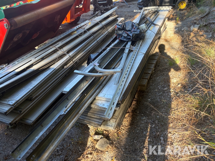 Takskjutport Crawford 4 x 4,8 m