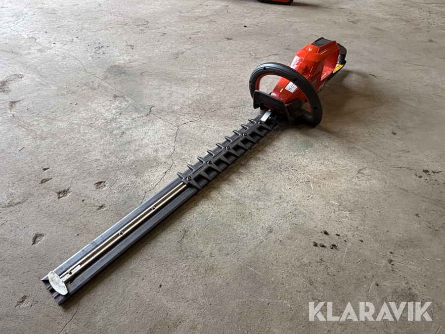 Häcksax Husqvarna 520IHD70