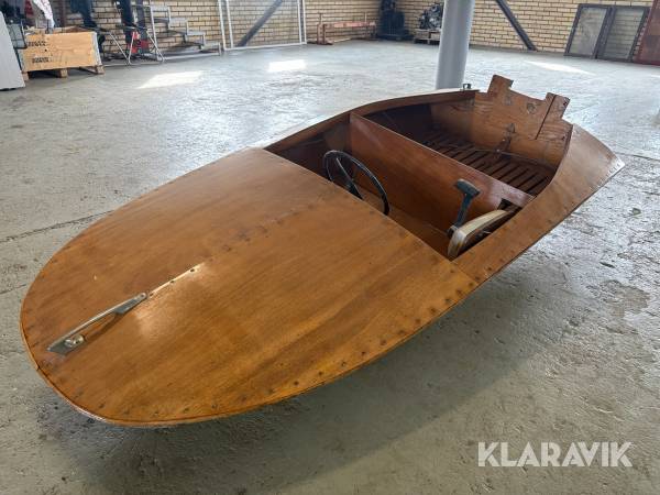 Motorbåt Flugan Sporbåt utan motor