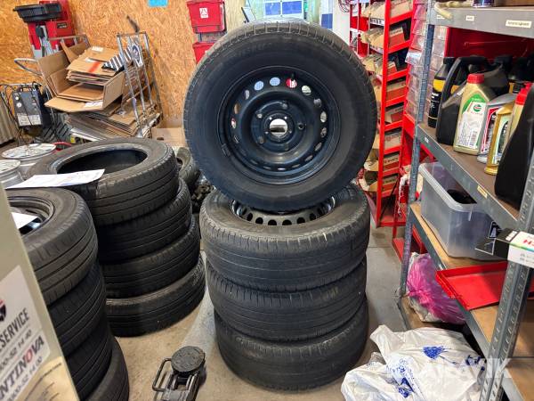 Sommarhjul Michelin 235/65R16 4st